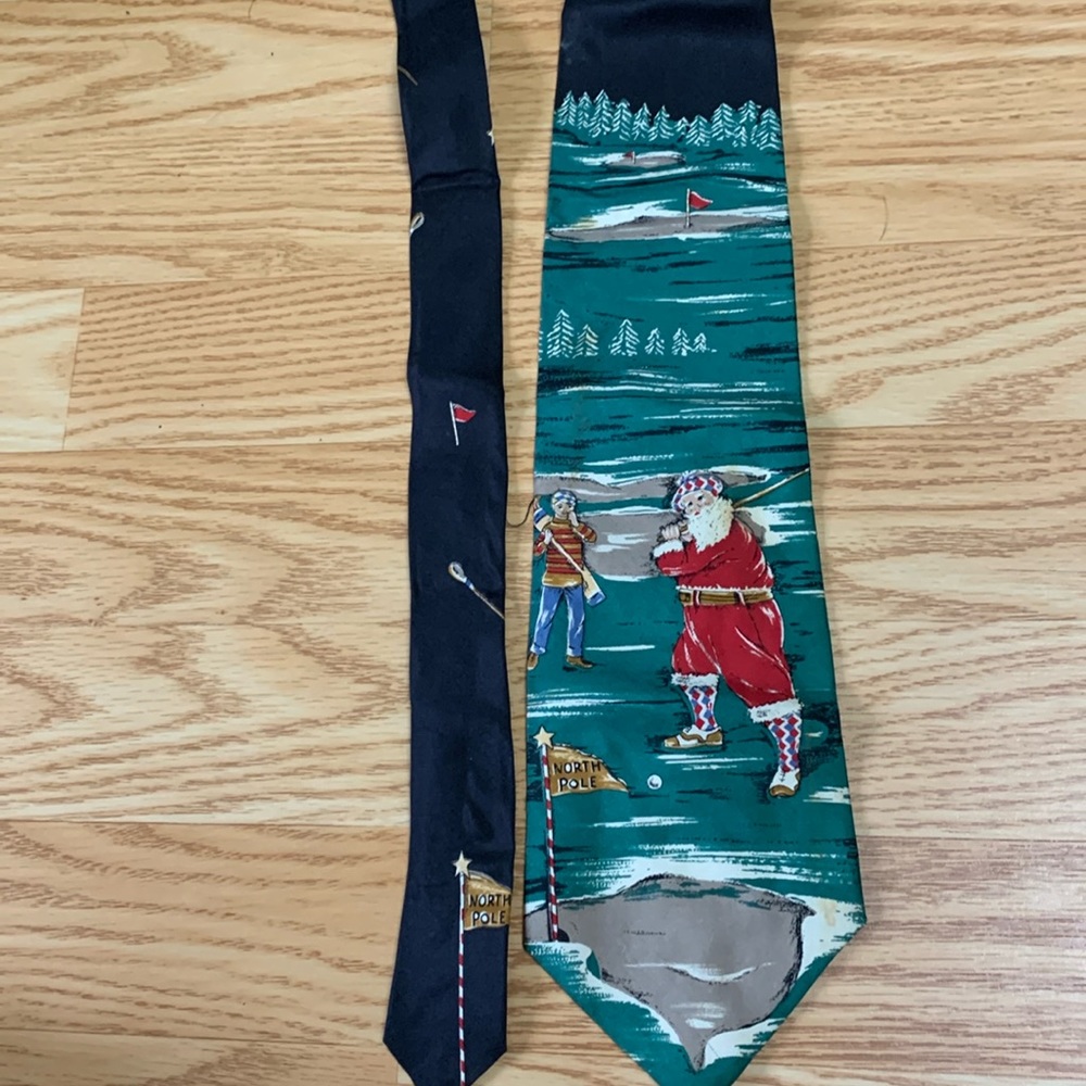 Vintage silk golfing Santa Christmas Tie Golf made in USA